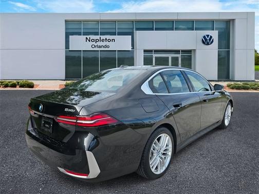 2024 BMW 530 530i xDrive