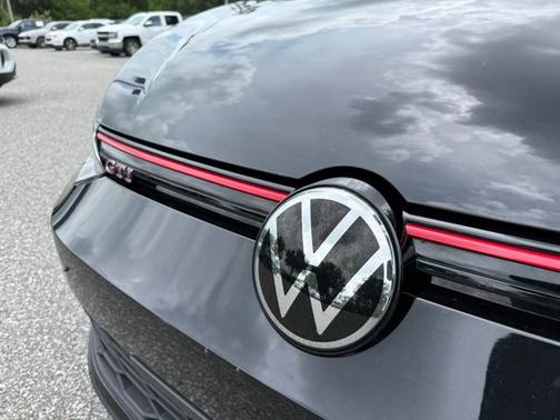 Black Metallic 2024 Volkswagen Golf GTI S