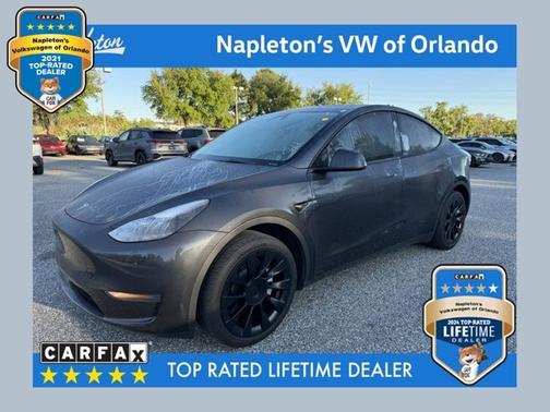 Gray 2024 Tesla Model Y Long Range