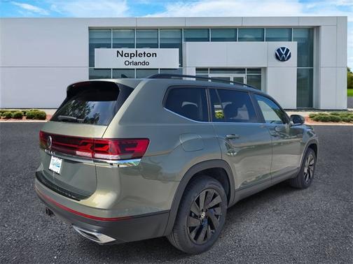 2025 Volkswagen Atlas 2.0T SE w/Technology