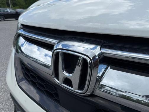 White 2017 Honda CR-V EX-L