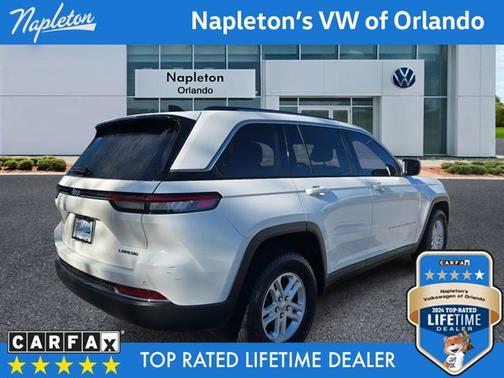 2023 Jeep Grand Cherokee Laredo