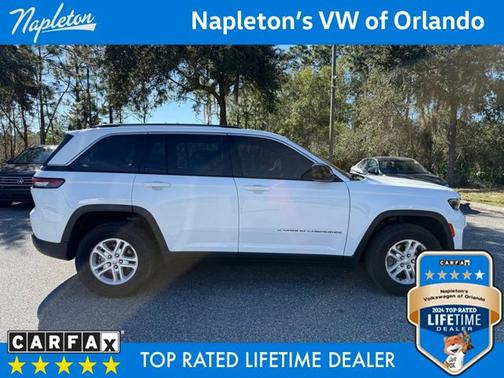 2023 Jeep Grand Cherokee Laredo