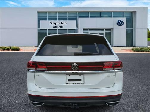 2024 Volkswagen Atlas 2.0T SE w/Technology