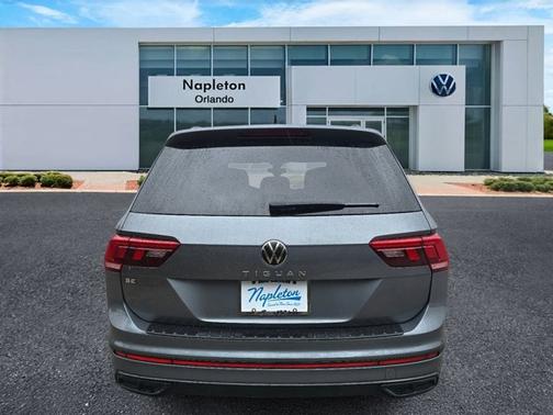 2023 Volkswagen Tiguan SE R-Line Black