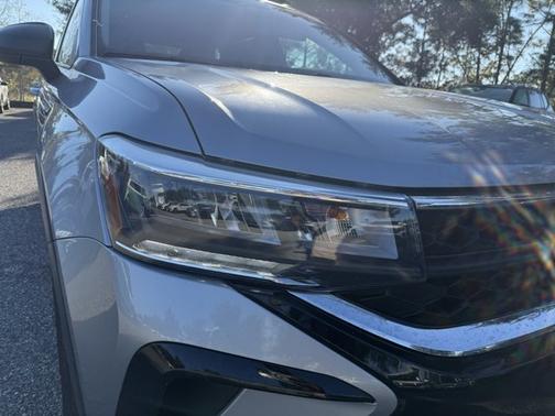 2023 Volkswagen Taos S