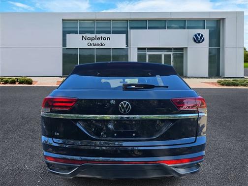 2022 Volkswagen Atlas Cross Sport 2.0T SE w/Technology