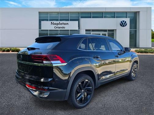 2022 Volkswagen Atlas Cross Sport 2.0T SE w/Technology