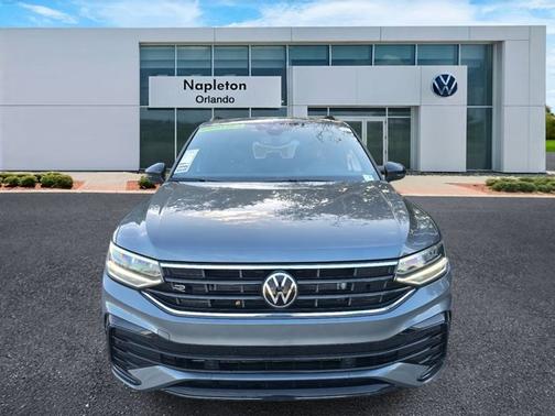 2024 Volkswagen Tiguan SE R-Line Black