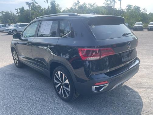 2022 Volkswagen Taos SE