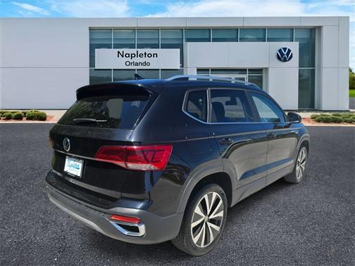 2022 Volkswagen Taos SE