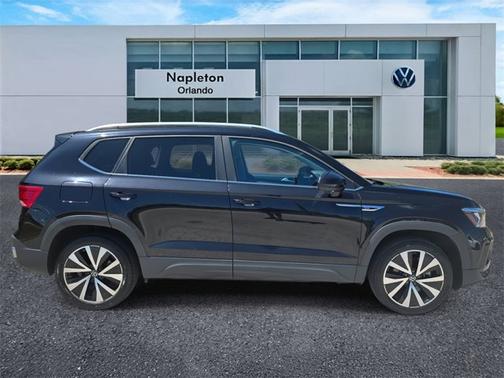 2022 Volkswagen Taos SE
