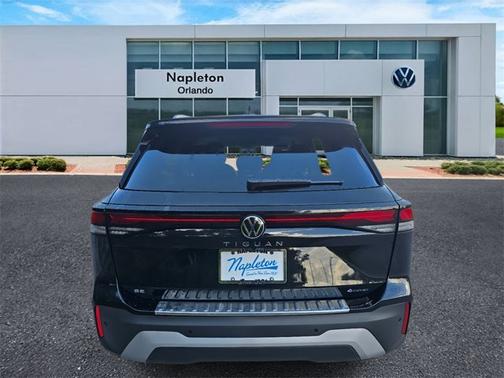2025 Volkswagen Tiguan SE