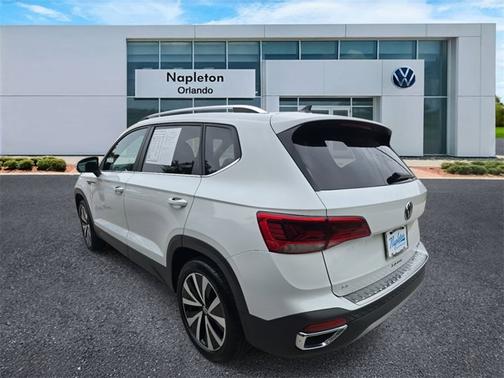 2022 Volkswagen Taos SE