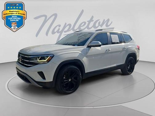 Pure White 2023 Volkswagen Atlas 2.0T SE w/Technology