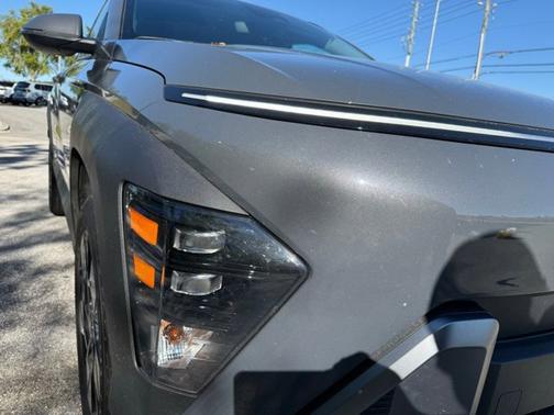 Ecotronic Gray Pearl 2025 Hyundai KONA SEL