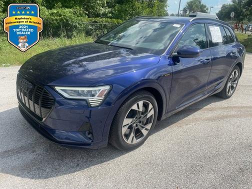 2022 Audi e-tron Premium