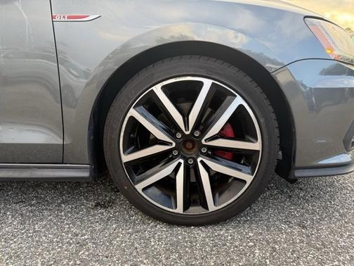 2018 Volkswagen Jetta 2.0T GLI
