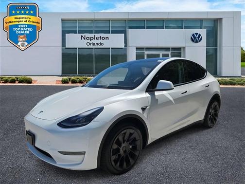 2023 Tesla Model Y Long Range