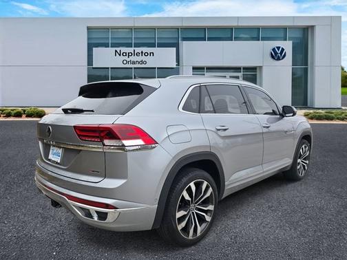 2022 Volkswagen Atlas Cross Sport 3.6L V6 SEL Premium R-Line