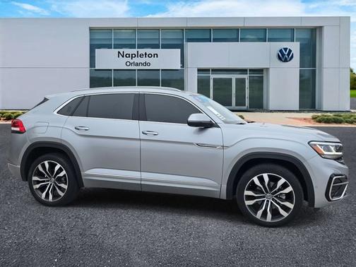 2022 Volkswagen Atlas Cross Sport 3.6L V6 SEL Premium R-Line