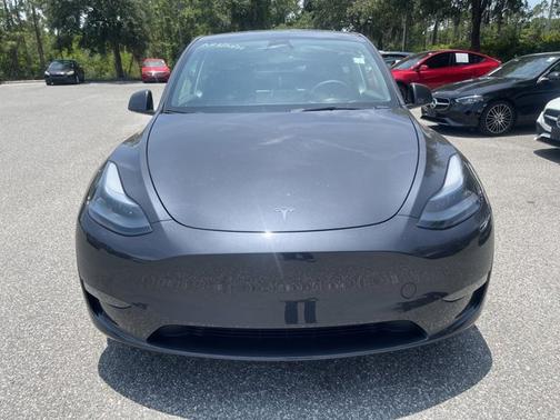 2025 Tesla Model Y Long Range