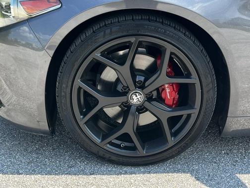 2019 Alfa Romeo Giulia Sport