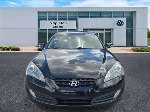2012 Hyundai Genesis Coupe 3.8 Track