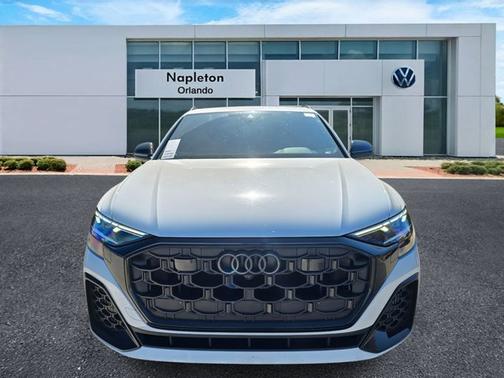 2024 Audi SQ8 Premium Plus