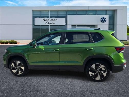 2026 Volkswagen Taos SE