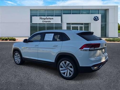 2022 Volkswagen Atlas Cross Sport 2.0T SE w/Technology