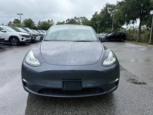 Gray 2023 Tesla Model Y Long Range