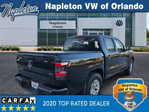 2024 Nissan Frontier SV