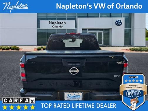 2024 Nissan Frontier SV