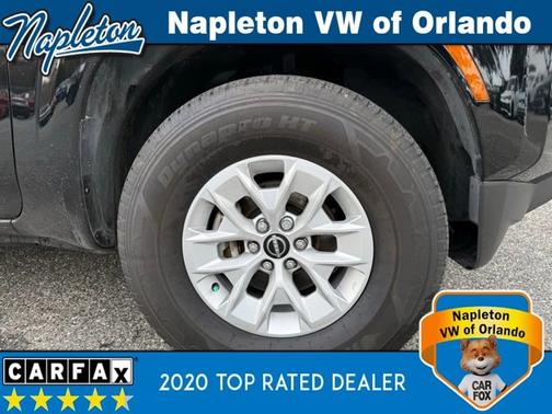 2024 Nissan Frontier SV