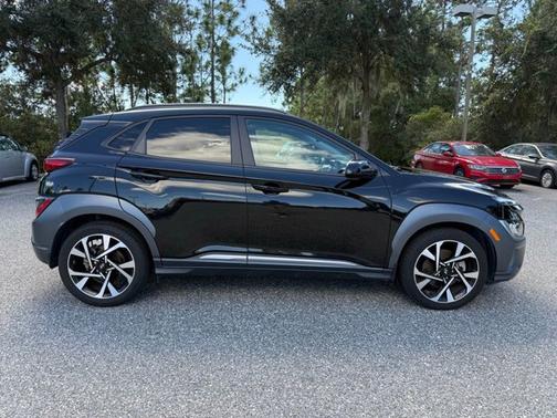 2022 Hyundai KONA Limited