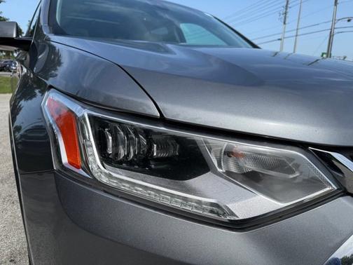 Satin Steel Metallic 2018 Chevrolet Traverse Premier