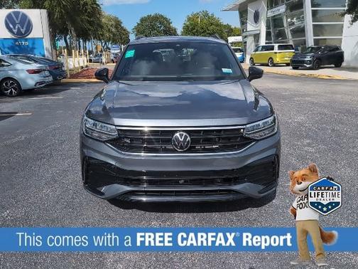 2023 Volkswagen Tiguan SE R-Line Black