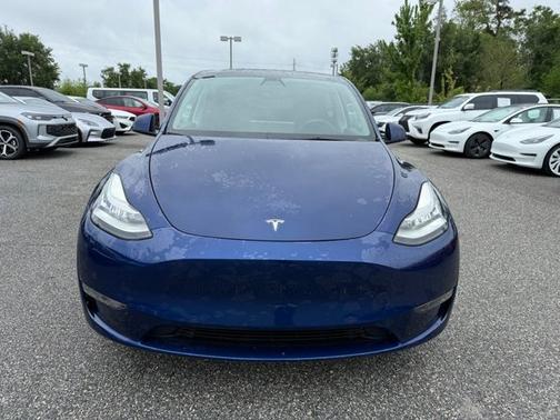 Blue 2022 Tesla Model Y Long Range