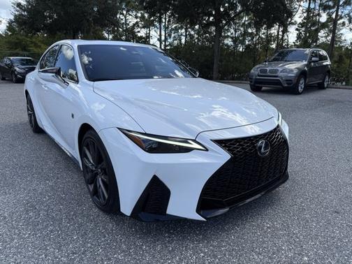 2024 Lexus IS 350 F SPORT Design