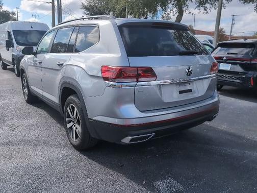 2022 Volkswagen Atlas 2.0T SE