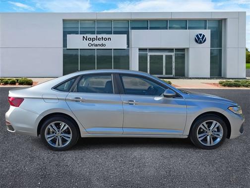 2024 Volkswagen Jetta SE