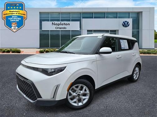 2024 Kia Soul LX