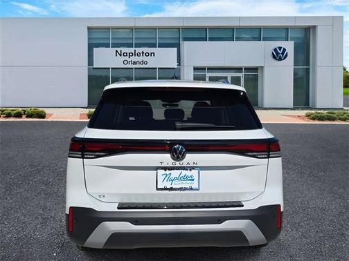 2025 Volkswagen Tiguan SE