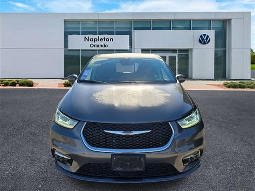 2023 Chrysler Pacifica Hybrid Touring L