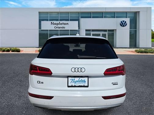 2018 Audi Q5 2.0T Premium Plus