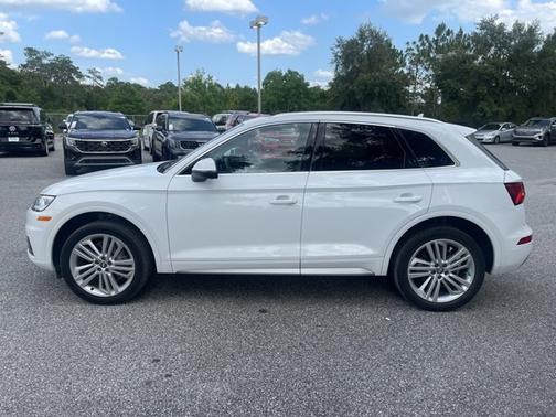 2018 Audi Q5 2.0T Premium Plus