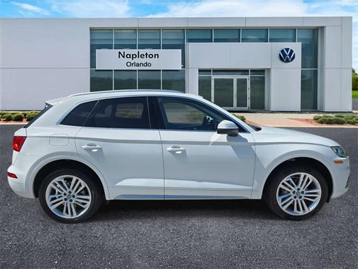 2018 Audi Q5 2.0T Premium Plus