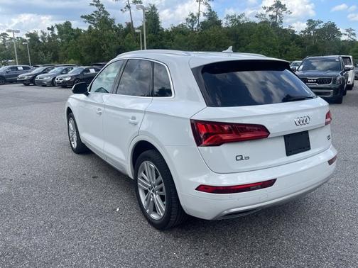 2018 Audi Q5 2.0T Premium Plus