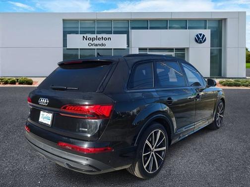 2023 Audi Q7 Prestige